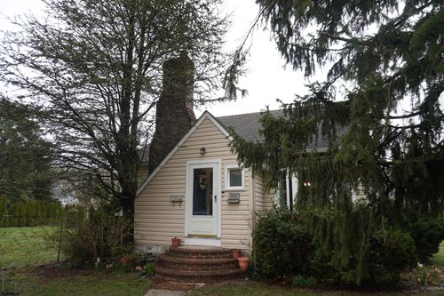 101 W Meyran Ave, Somers Point, NJ, 08244-2139 | Card Image