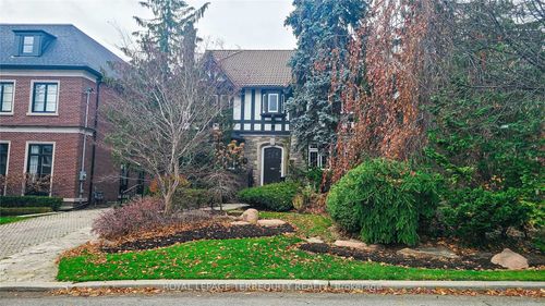 312 Glenayr Rd, Toronto, ON, M5P3C5 | Card Image