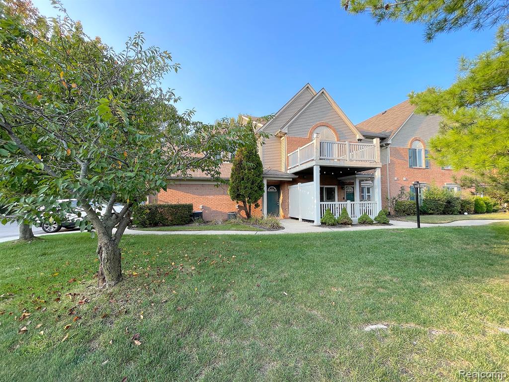 Marigold Cir, Westland, MI 48185