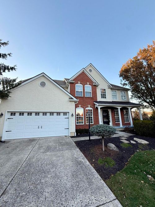 4044 Robin Hill Ct, Powell, OH, 43065-8098 | Card Image