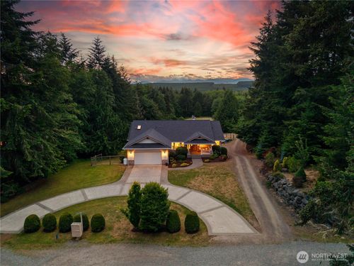 27581 Heavenly Pl Ne, Kingston, WA, 98346-9512 | Card Image