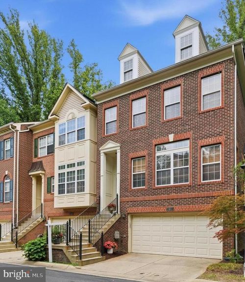 2011 Ashleigh Woods Ct, ROCKVILLE, MD, 20851-1258 | Card Image