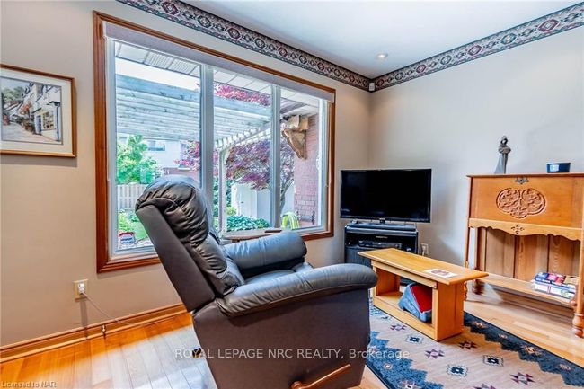 601 Bunting Rd, House other with 3 bedrooms, 2 bathrooms and 6 parking in Saint Catharines ON | Image 12