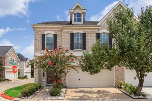 3203 Holly Path Dr, Houston, TX, 77042-4256 | Card Image