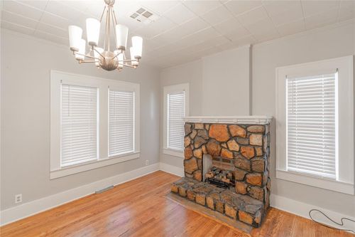 1425 S 14th St, Chickasha, OK, 73018-5401 | Card Image