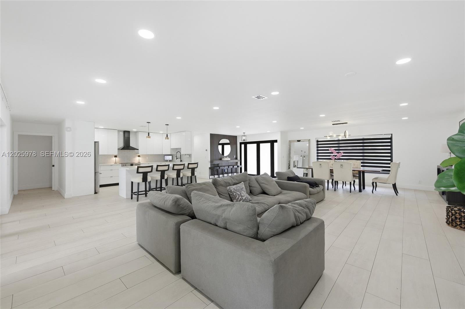 Residential Lease in Coral Springs 3