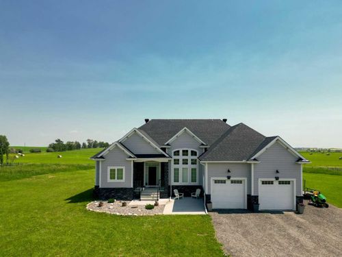 306026 43 Street W, Rural Foothills County, AB, T0L0X0 | Card Image