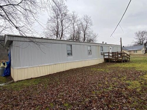 106 Adams St, Falmouth, KY, 41040-1061 | Card Image