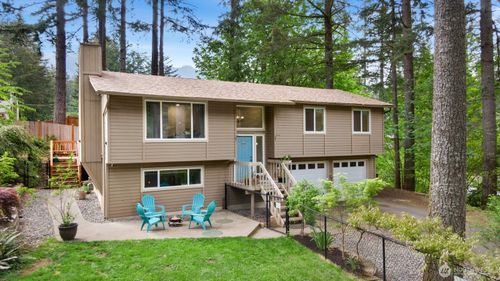 17025 431st Ave Se, North Bend, WA, 98045-9650 | Card Image