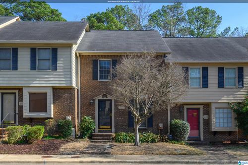 627 Mountain Laurel Ct, Hoover, AL, 35244-1133 | Card Image