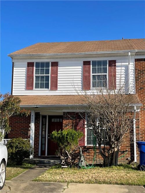 5282 Settlers Park Dr, Virginia Beach, VA, 23464-8425 | Card Image