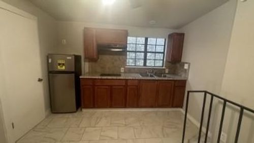 apt-12-425 Hawthorne St, Houston, TX, 77006-4064 | Card Image