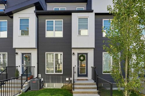102-474 Seton Cir Se, Calgary, AB, T3M3P6 | Card Image