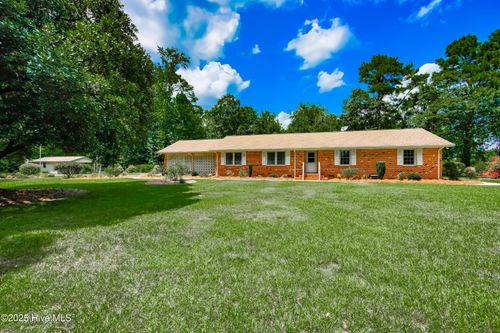 329 Cr Edwards Rd, Beulaville, NC, 28518-7505 | Card Image