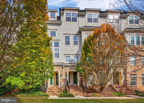 7096 Little Thames Dr, GAINESVILLE, VA, 20155-4048 | Card Image