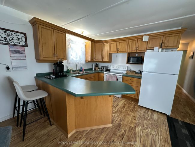 29 Broadway Ave, House other with 2 bedrooms, 1 bathrooms and 40 parking in King Kirkland ON | Image 19