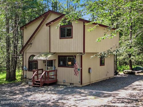 456 Maxatawny Dr, Pocono Lake, PA, 18347-8031 | Card Image