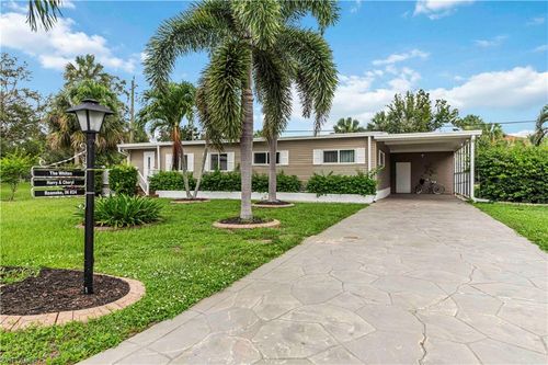 24 Williamsburg Way, Fort Myers, FL, 33908 | Card Image