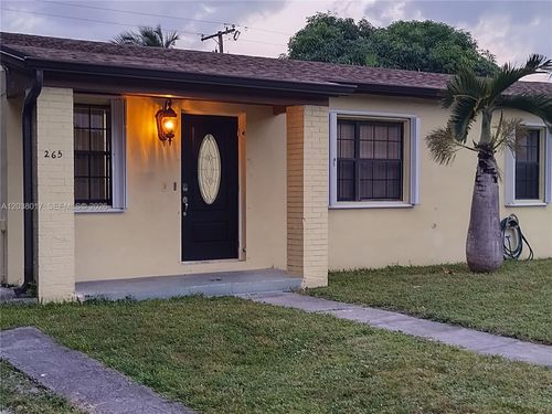 265 Nw 190th St, Miami Gardens, FL, 33169-4001 | Card Image