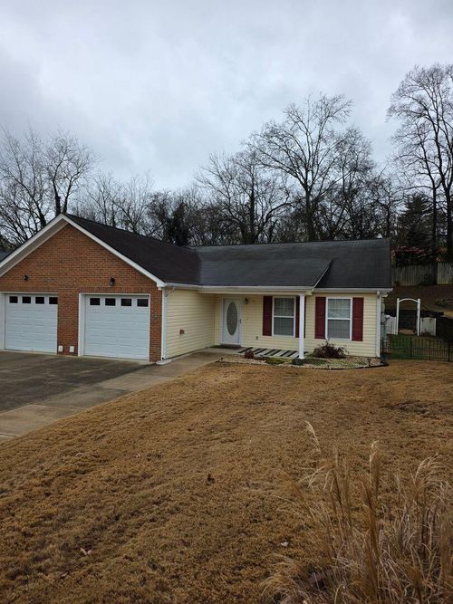 21 Sheila Gail Ln, Rossville, GA, 30741-1511 | Card Image