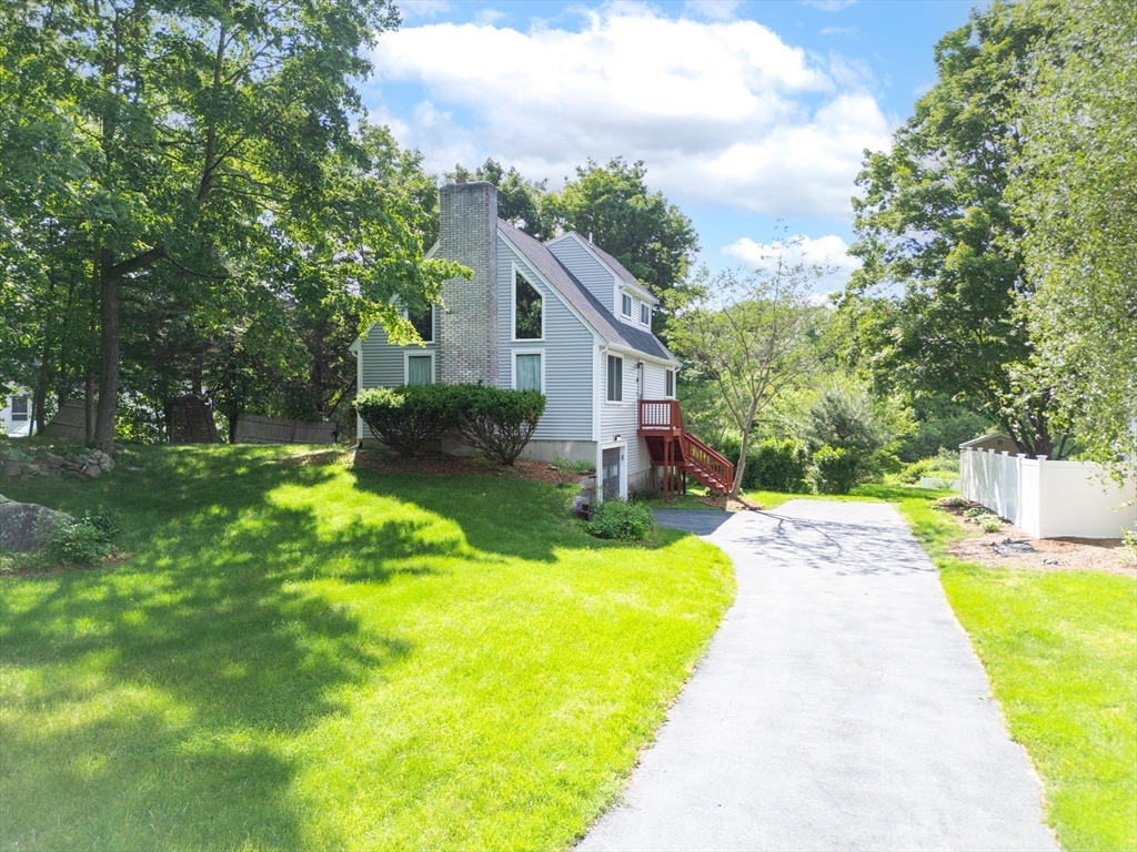 Davis Farm Rd, Ashland, MA 01721
