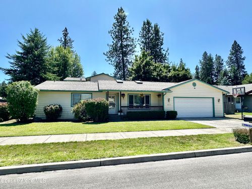3674 E 2nd Ave, Post Falls, ID, 83854-7390 | Card Image