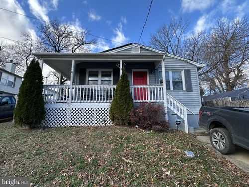 905 Kayak Ave, CAPITOL HEIGHTS, MD, 20743-4008 | Card Image