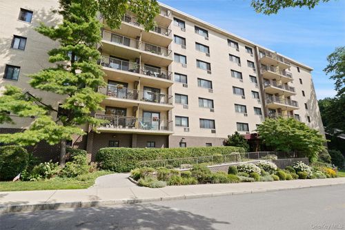 3m-108 Sagamore Rd, Eastchester, NY, 10707-4033 | Card Image