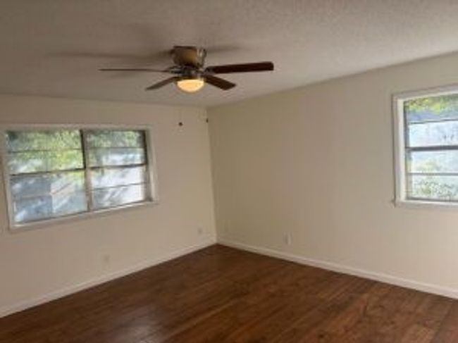 110 S 8 Th St, House other with 3 bedrooms, 3 bathrooms and null parking in Sanger TX | Image 19
