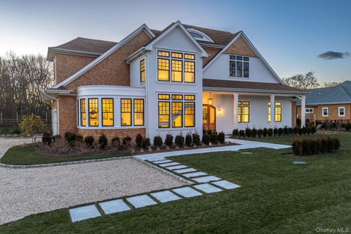 1815 Laurel Ave, Southold, NY, 11971-5215 | Card Image