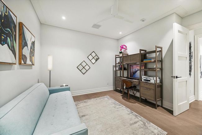 [Ensuite Secondary Bedroom] Alternate view | Image 31