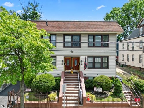56 Vermont Ave, Newark, NJ, 07106-2033 | Card Image