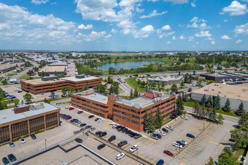 {{alt}} | Card Image