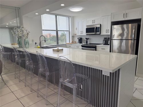 apt-511-825 Egret Cir, Delray Beach, FL, 33444-7608 | Card Image