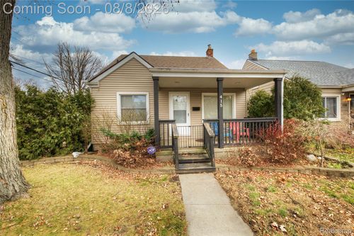 415 Campbell Rd, Royal Oak, MI, 48067-3951 | Card Image