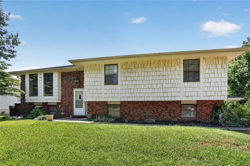 408 E Walnut St, Odessa, MO, 64076-1274 | Card Image