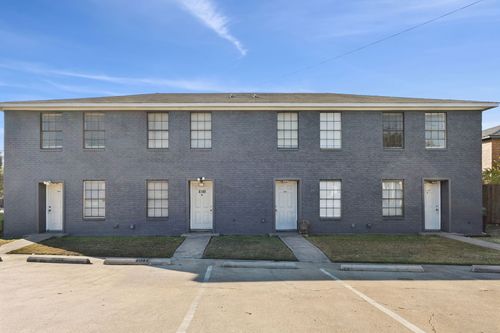 apt-d-8109 Silver Creek Rd, White Settlement, TX, 76108-1128 | Card Image