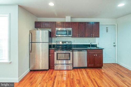 apt-1-321 N 40th St, PHILADELPHIA, PA, 19104-4600 | Card Image
