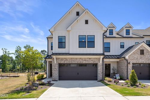 92 N District Ave, Clayton, NC, 27527-6765 | Card Image