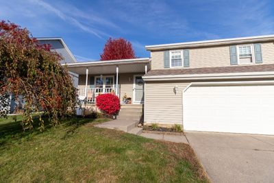 Covered front porch | Image 2