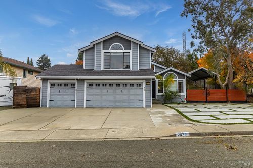 257 Valley Oak Lane, Vallejo, CA, 94591 | Card Image