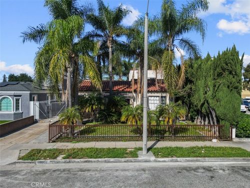 10001 Bowman Ave, South Gate, CA, 90280-6230 | Card Image