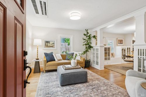 236 Powell Avenue, Healdsburg, CA, 95448 | Card Image