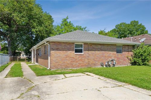 1313 Flanders St, New Orleans, LA, 70114-1719 | Card Image