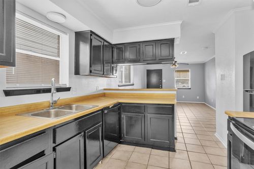 1035-1035 Lovett St, Tomball, TX, 77375-4800 | Card Image