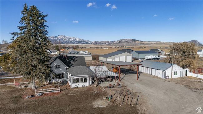 Bird's eye view with a mountain view | Image 41