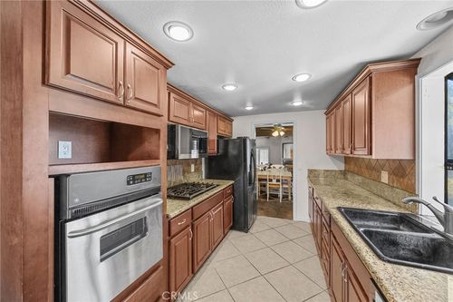 1491 W Lambert Rd, La Habra, CA, 90631-6571 | Card Image