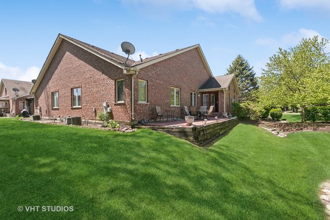 22001 Jordan Ln, Townhouse with 2 bedrooms, 3 bathrooms and 2 parking in Richton Park IL | Image 24