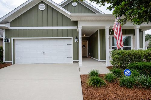 131 Dusky Way, Freeport, FL, 32439-2363 | Card Image