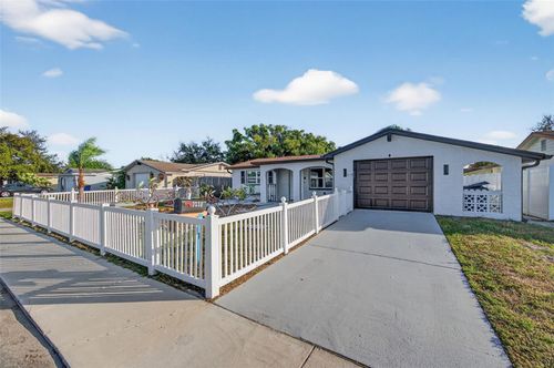 3238 Coldwell Dr, HOLIDAY, FL, 34691-4837 | Card Image